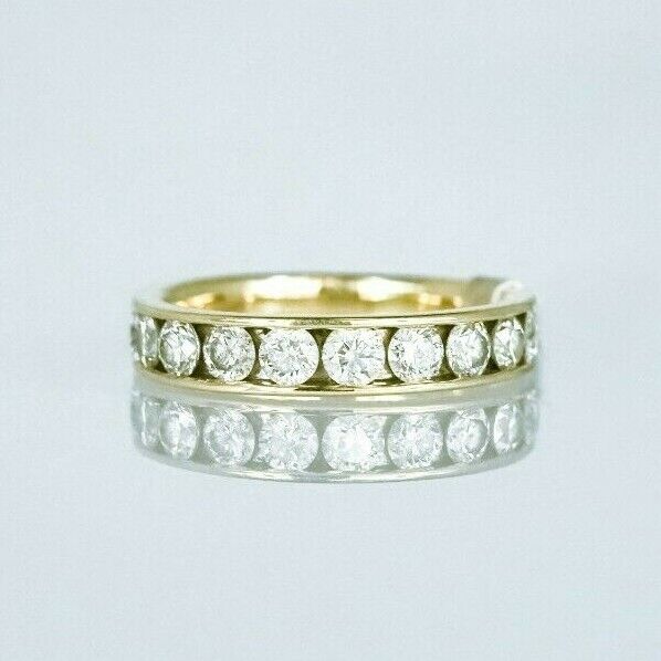 (I-4922-110A) 14k gold multistone diamond band ring