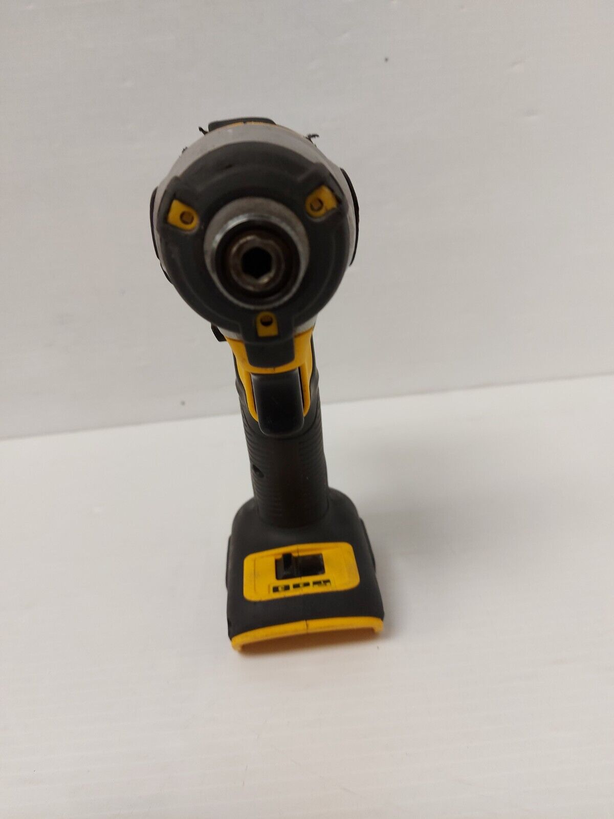 (NI-20237) Dewalt DCF887 Impact Drill