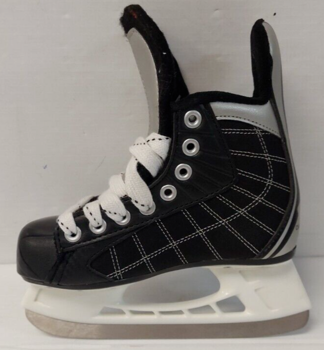 (NI-2839) Bauer Challenger Hockey Skate Youth Sz: 12