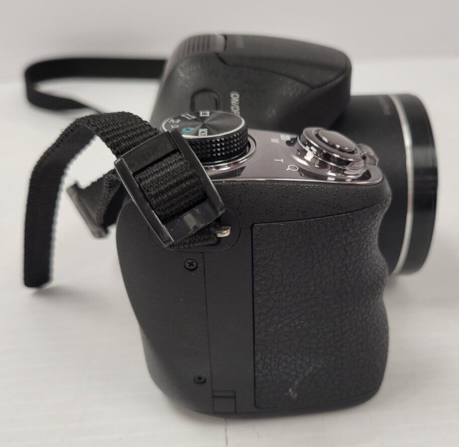 (50973-2) Sony DSC-H300 Camera