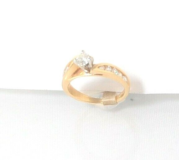 (I-5872-589) 14k duo gold multistone diamond ring