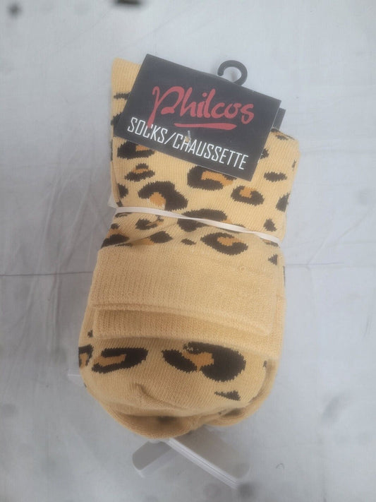 Les chaussettes motif léopard de Philco