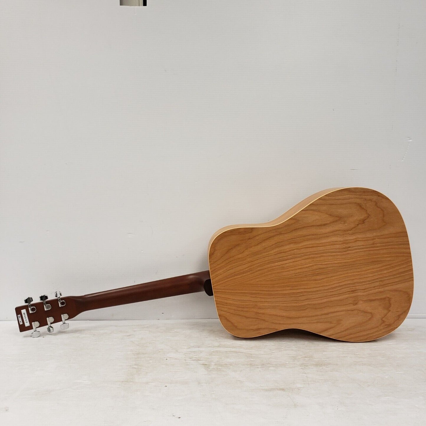 (38615-1) Norman B20 Guitar