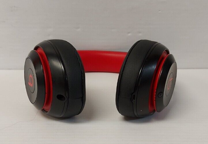 (N81599-1) Beats STUDIO 3 Headphones