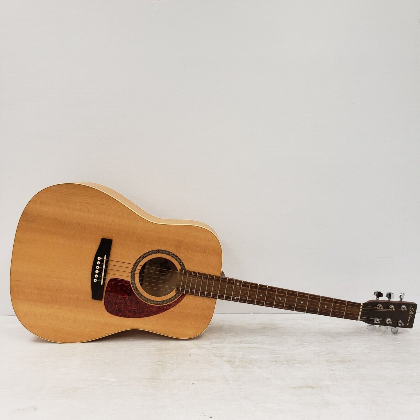 (38615-1) Norman B20 Guitar