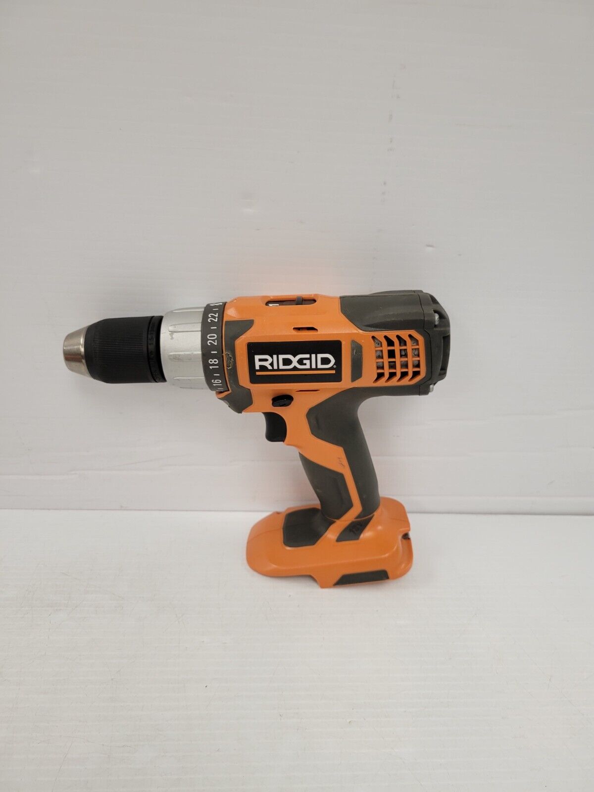 (17142-3) Foret Ridgid R86006