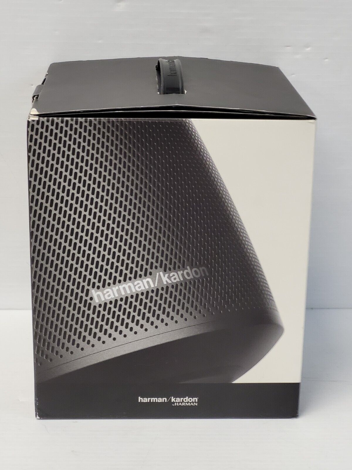 (I-34416) Harman & Kardon Astra Speaker in box