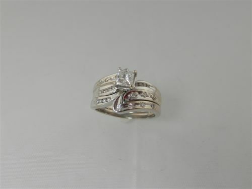 (I-1421-621) 14K WHITE GOLD RINGSET