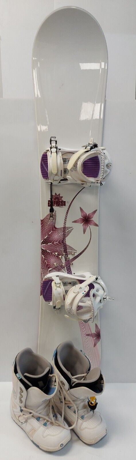 (N81537-3) Burton Empress 5150 60" Snowboard w/ Bindings and Sz: 9 Boots