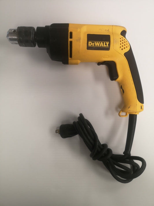 (NI-10133) Perceuse filaire Dewalt