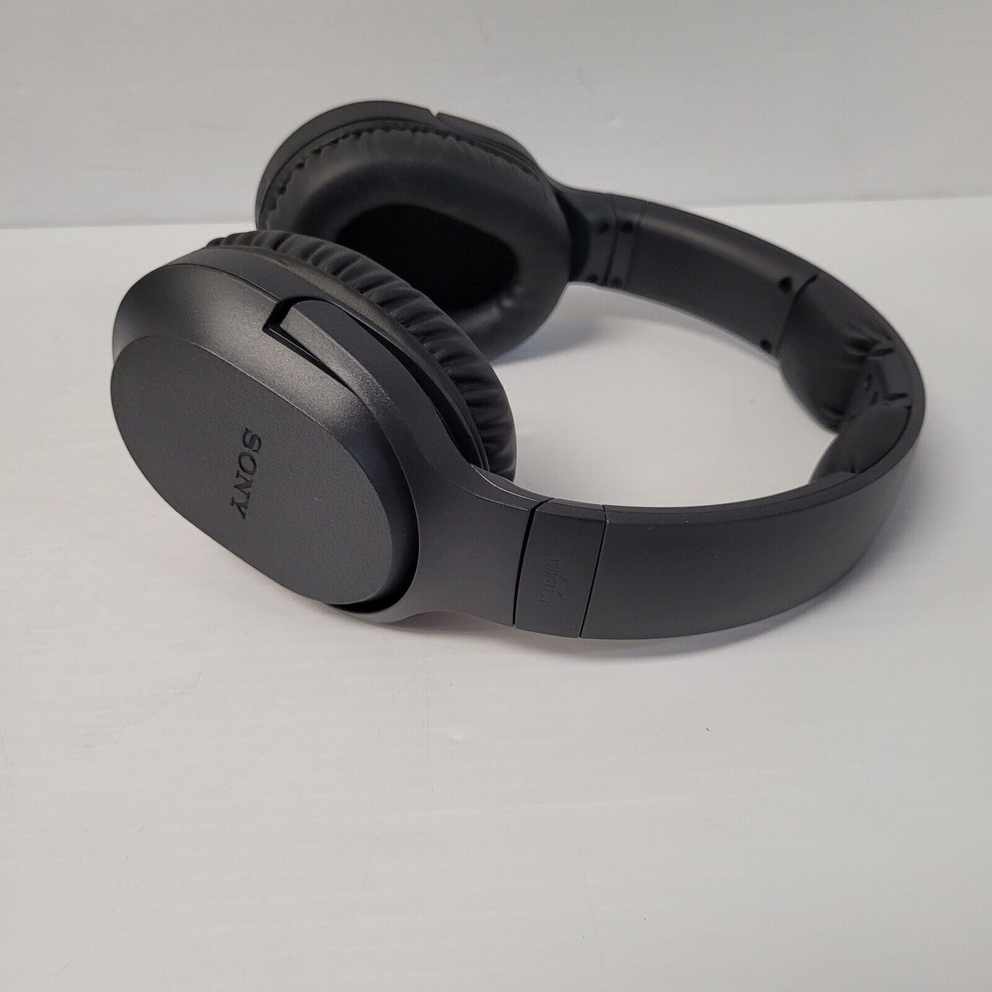 (N75201-1) Sony WH-RF400 Wireless Stereo Headphone System