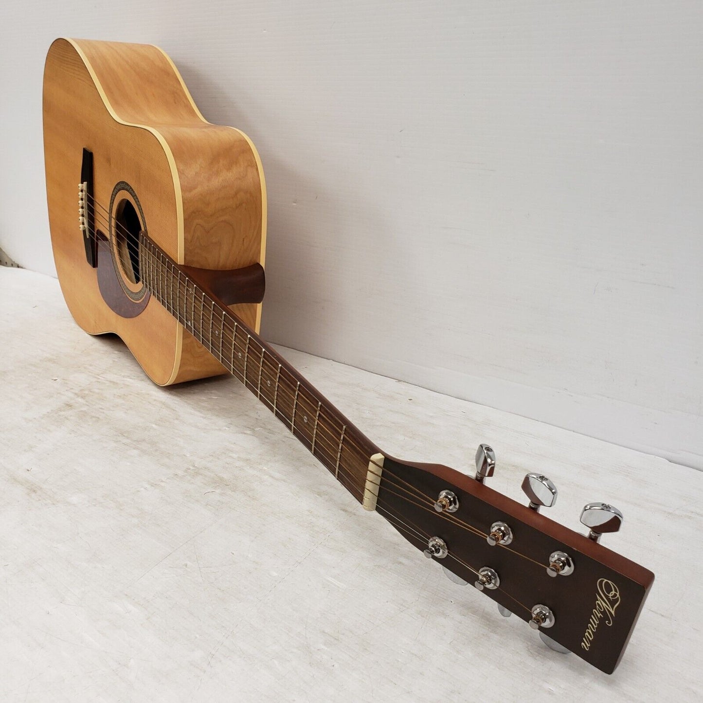 (38615-1) Norman B20 Guitar