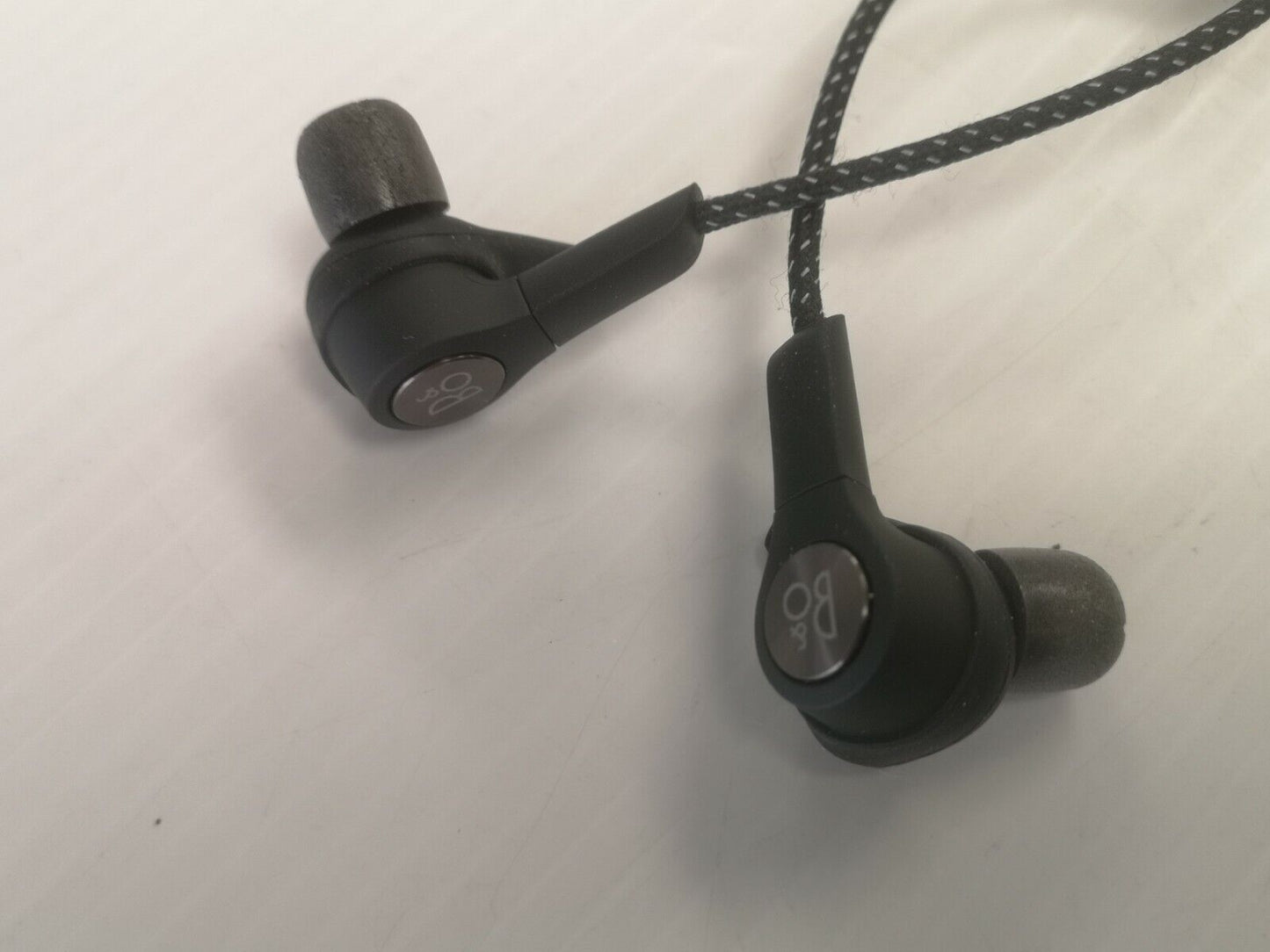 (NI-9152) Bang & Olufsen BeoPlay H5 Bluetooth In-Ear Headphones