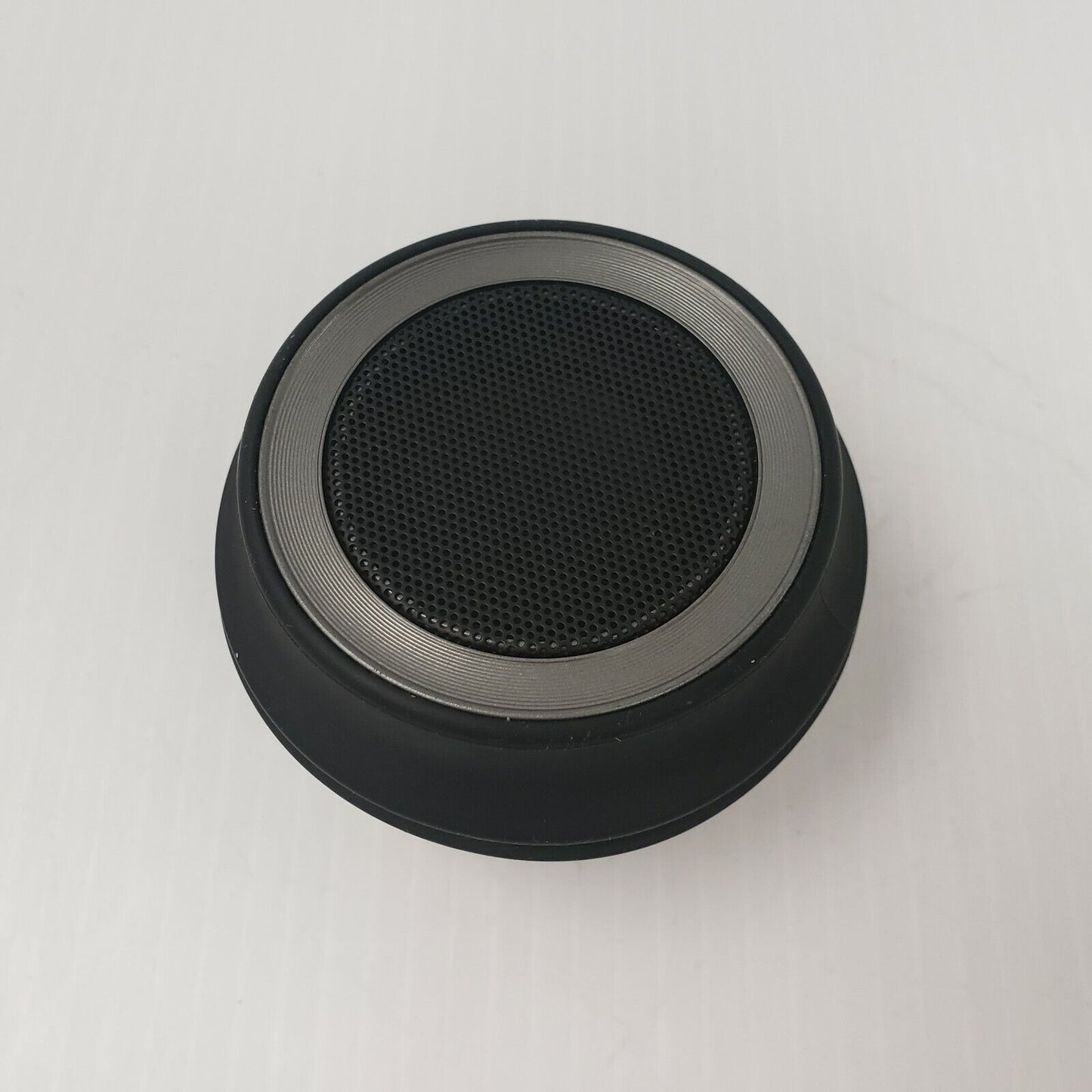 (12503-1) iHome IB61 Wireless Speaker