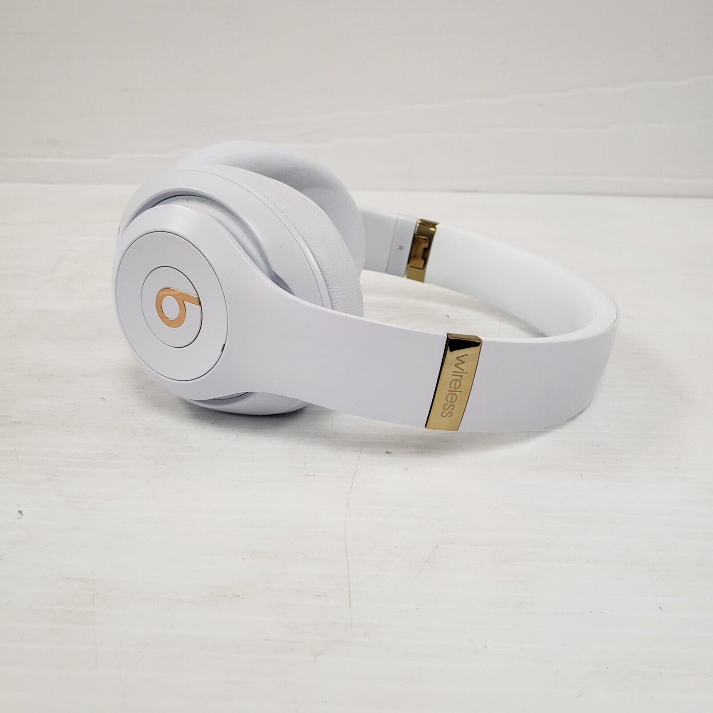 (52513-3) Beats Studio 3 Headphones