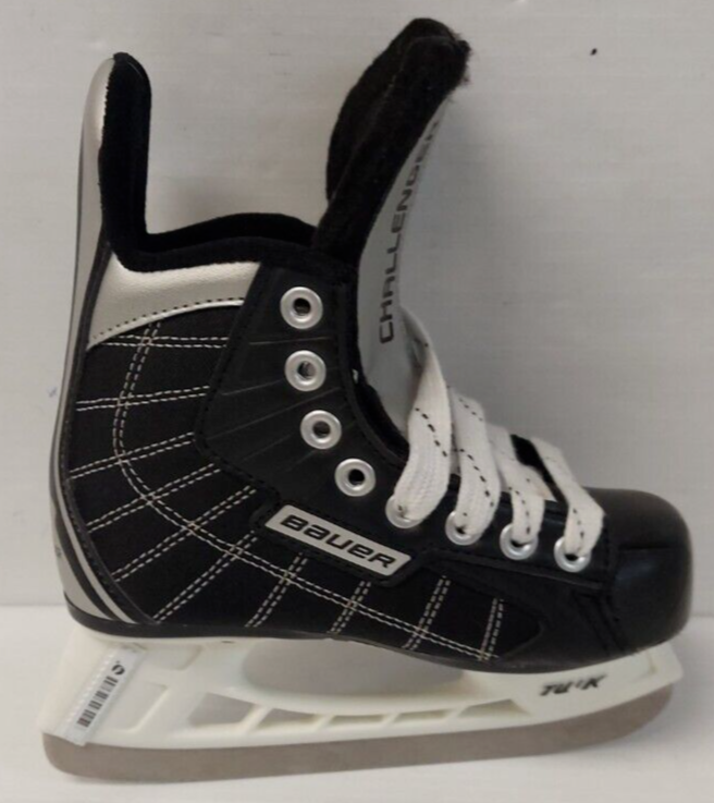 (NI-2839) Bauer Challenger Hockey Skate Youth Sz: 12