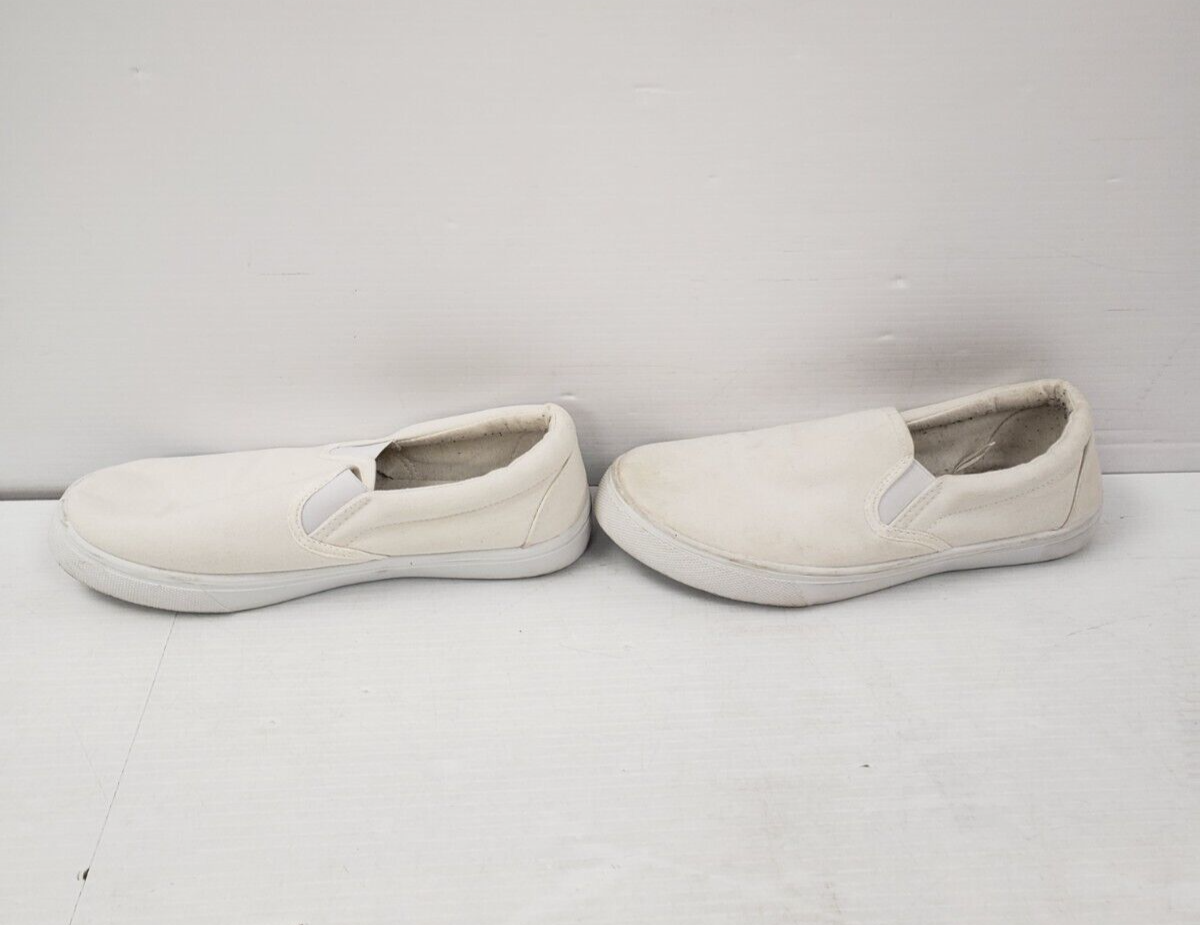 (22561-2) Urban ID White Flats - Size 9