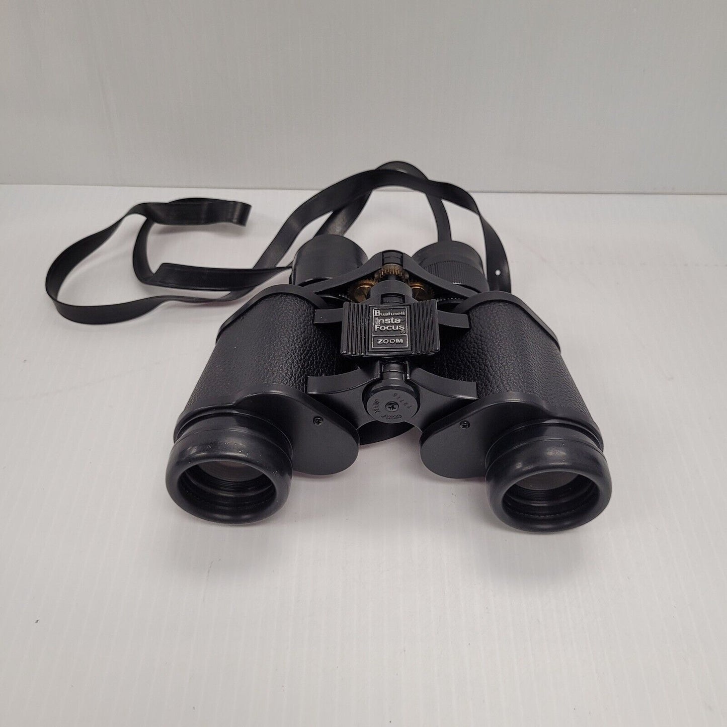 (N75608-1) Bushnell Scope 7x35 Binoculars