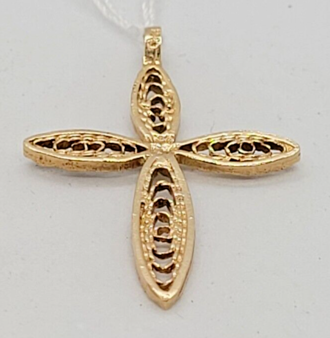 (N71505-4) Ladies 10K Yellow Gold Lace Cross Pendent