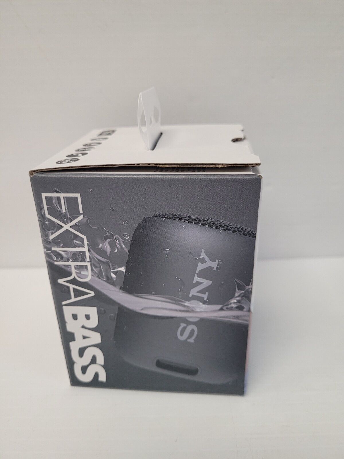 (N78250-4) Sony SRS-XB12 Portable Speaker In Box